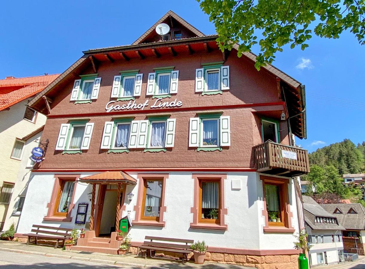 Schwarzwaldgasthaus Linde Hotel Schramberg Luaran gambar